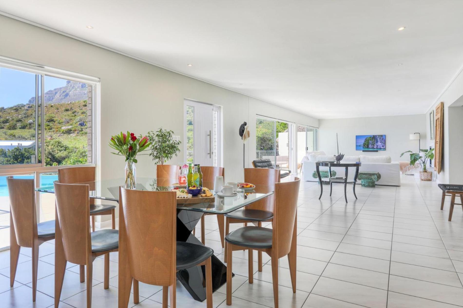 Callisto - Camps Bay Le Cap